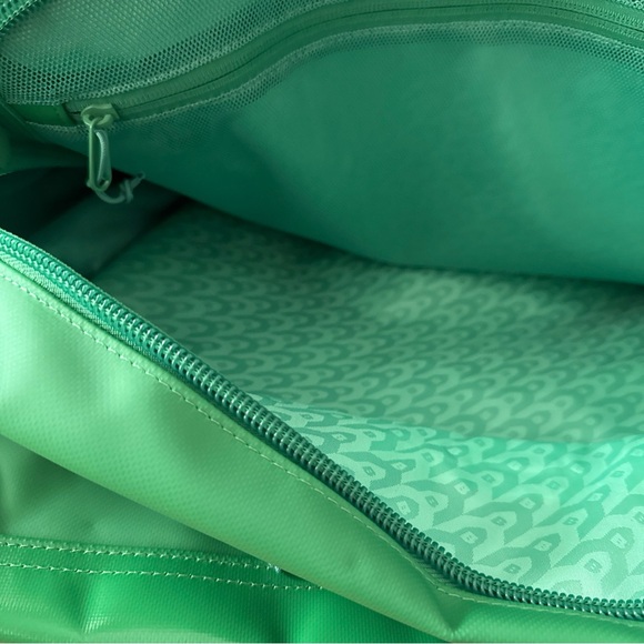 NEW Baboon to the Moon Go-Bag [Basic] — Big (60L) Green - Picture 13 of 14